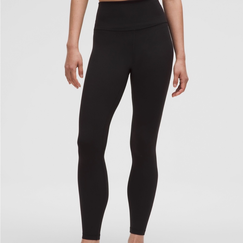 Lululemon Wunder under Black High-Waisted Legging size 2 and 4 originals